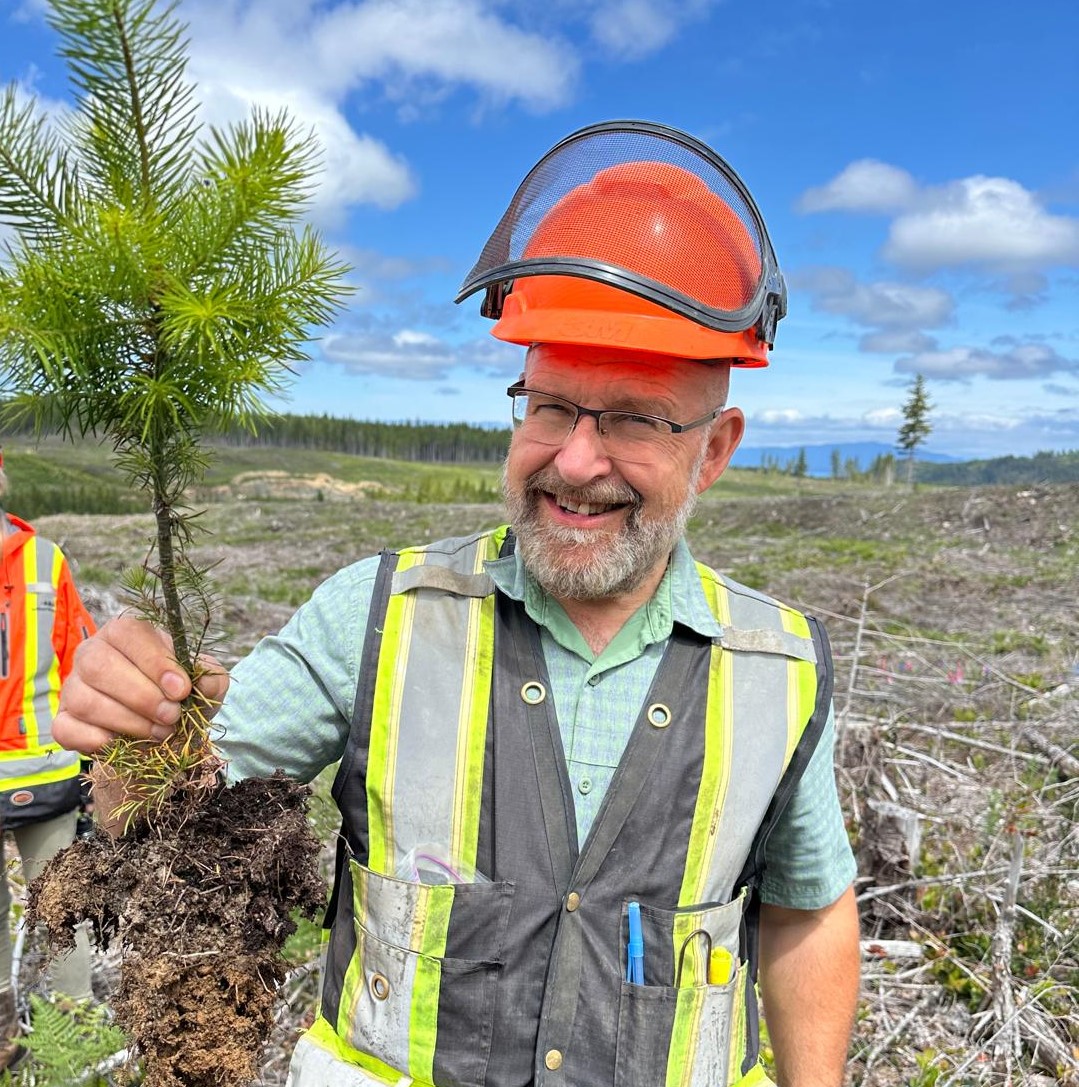 Steven Kiiskila, Nursery Manager, Arbutus Grove Nursery